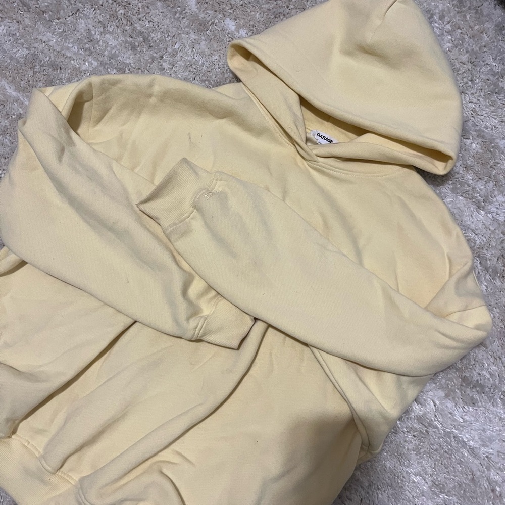 Garage butter yellow Hoodie